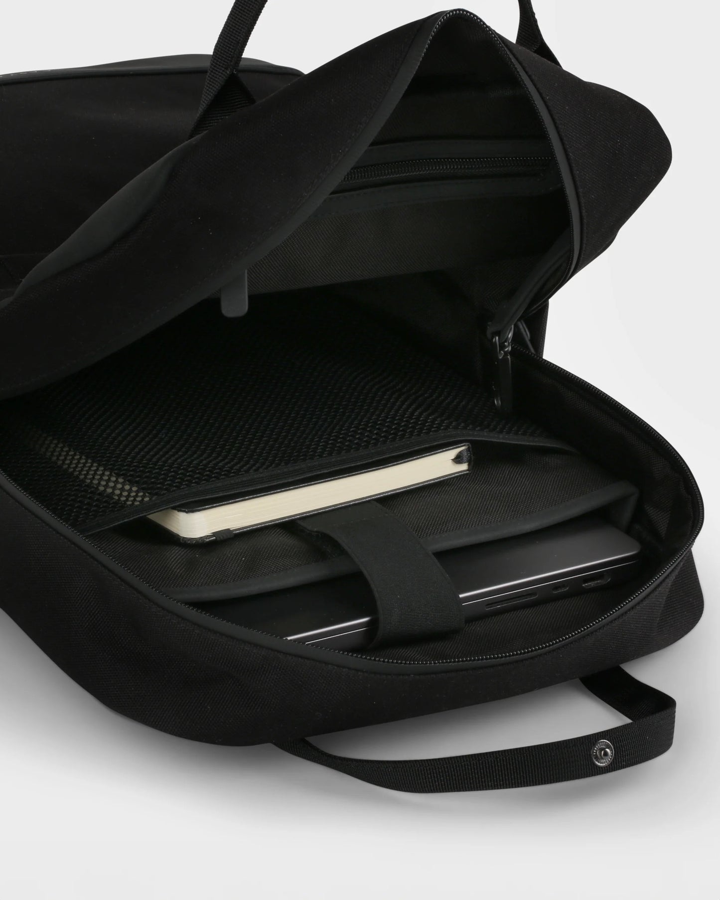 Casyx Storm • Sac à dos imperméable et modulable • Noir