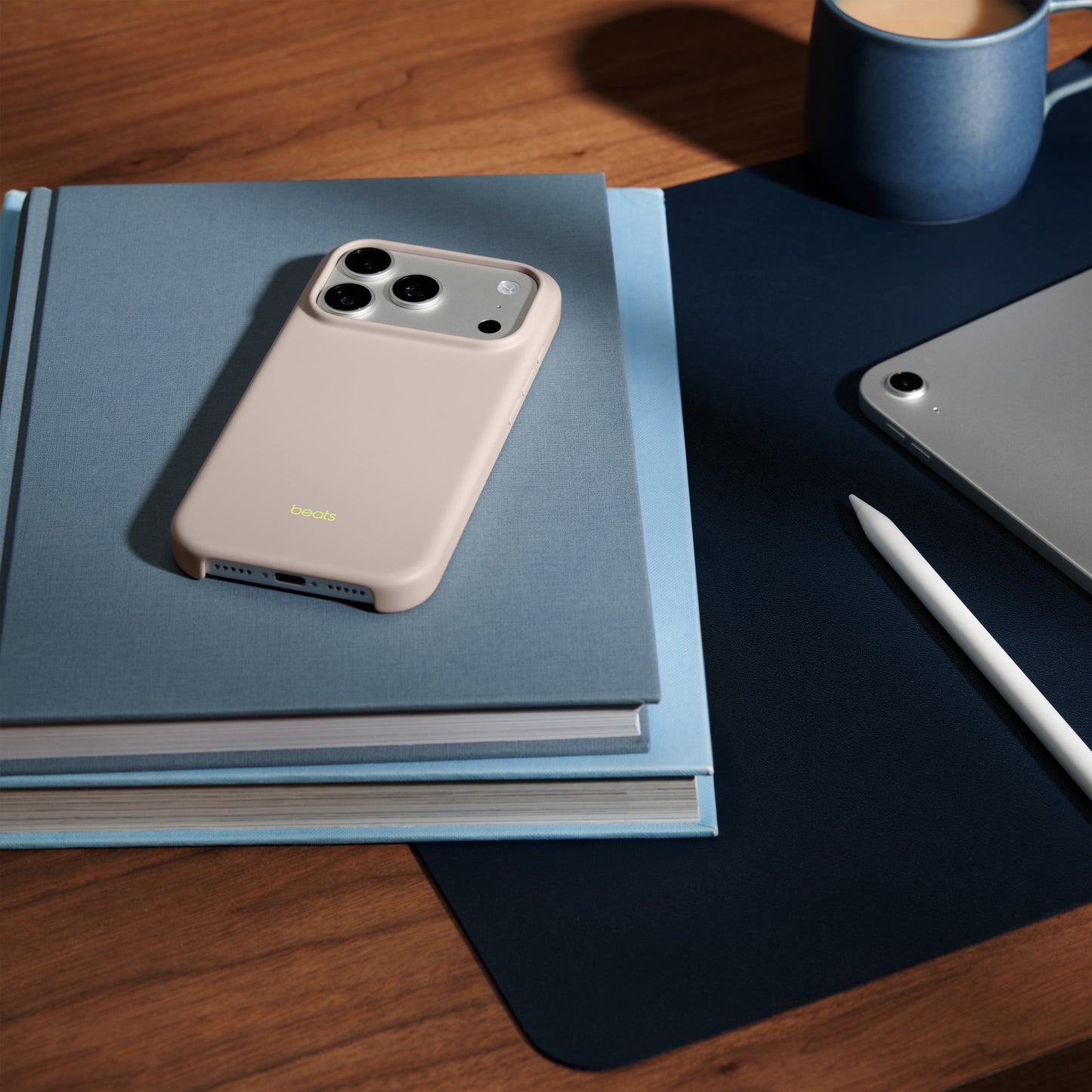 Beats Coque avec MagSafe pour iPhone 17 Pro • Gris Gypse