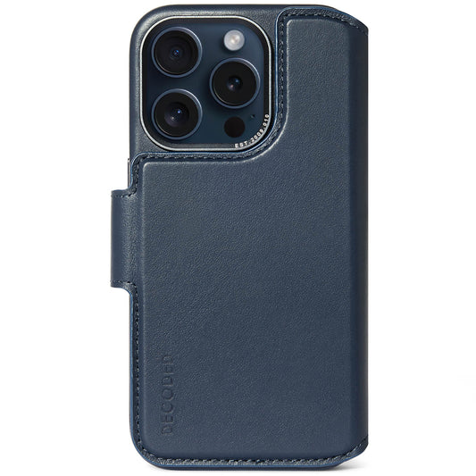 Decoded • Etui Portefeuille amovible pour iPhone 15 Pro Max • Bleu Marine