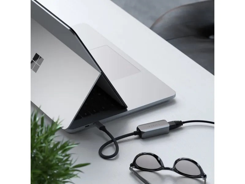 Satechi USB-C 2.5 Gigabit Ethernet adapter • Gris Sidéral