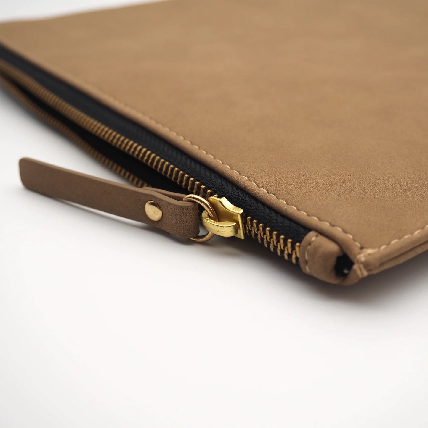 Casyx Atelier • Etui pour Macbook Pro/Air 13" • Sable