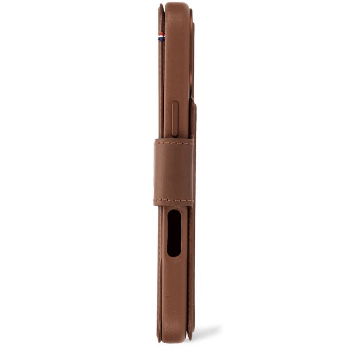 Decoded • Etui Portefeuille amovible pour iPhone 16 Pro • Brun