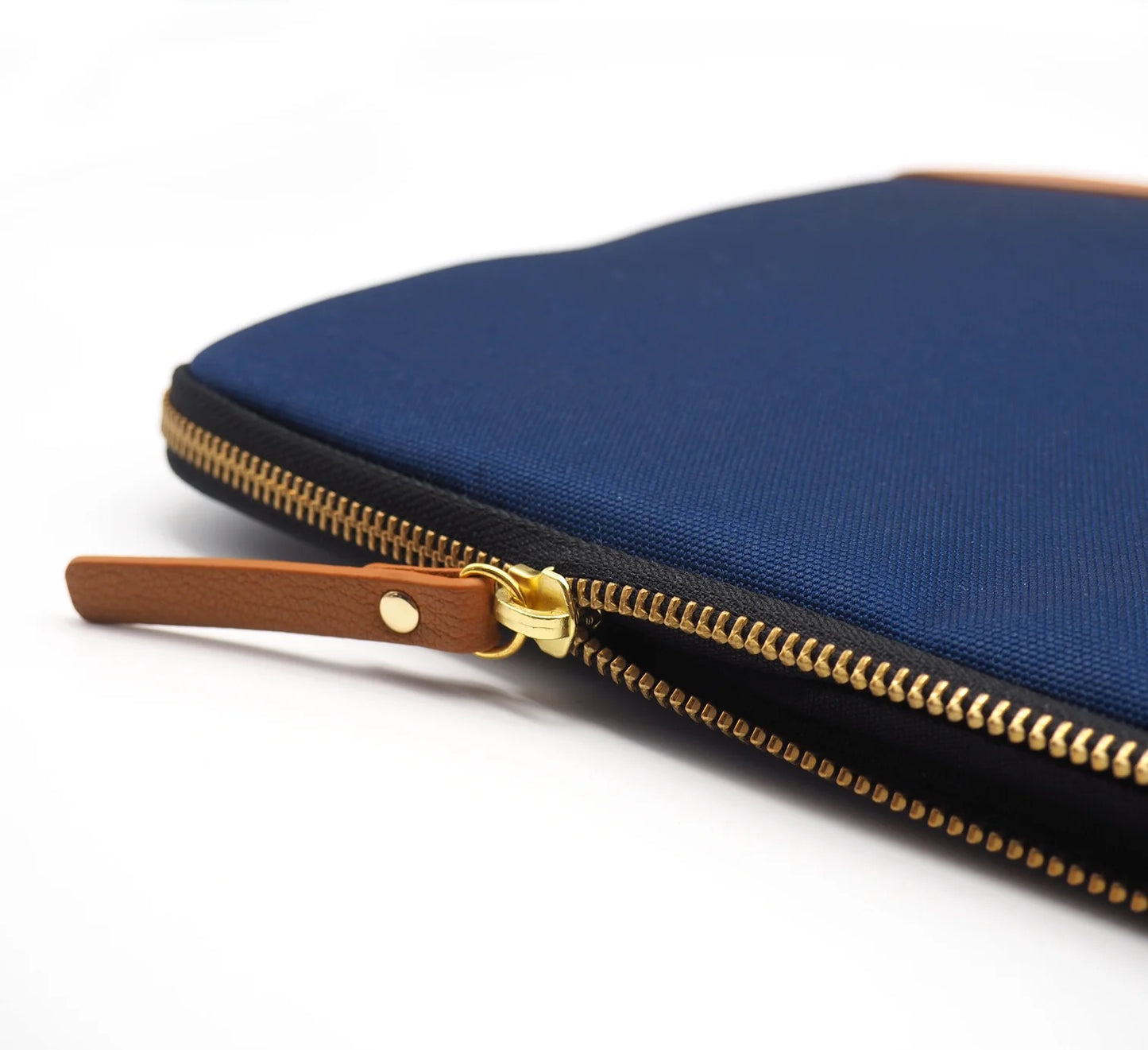 Casyx Classique • Etui pour Macbook Pro/Air • Bleu Cobalt