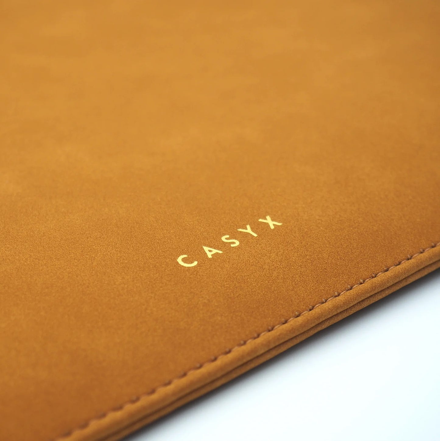 Casyx Atelier • Etui pour Macbook Pro/Air 13" • Camel