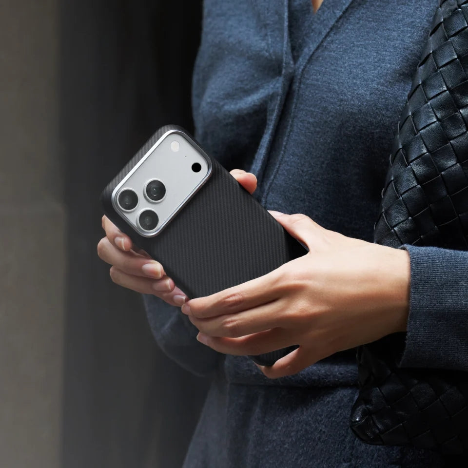Pitaka Edge Case for iPhone 18 Pro • Black/Grey