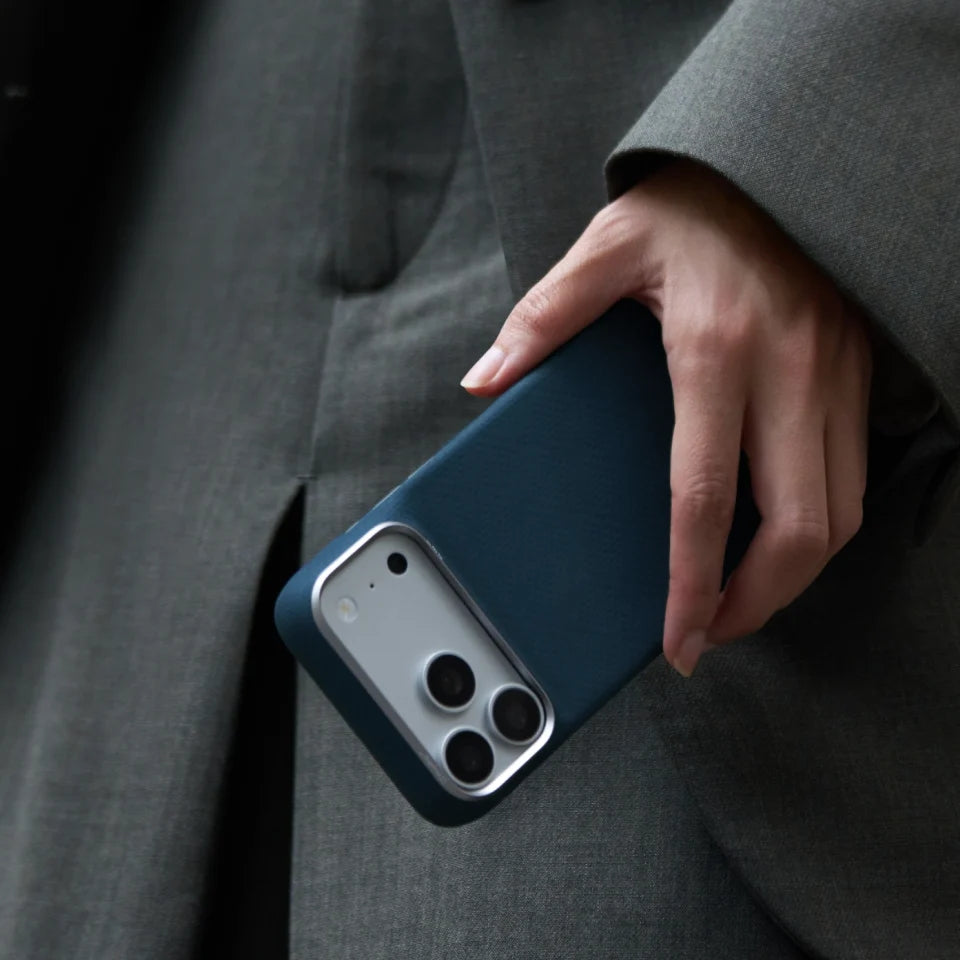 Pitaka Edge Case for iPhone 18 Pro Max • Minuit Bleu