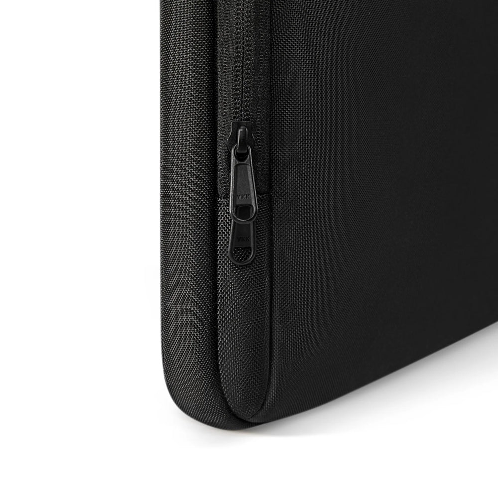 Tomtoc • Defender A14 pour MacBook Air M4 / Pro 13" • Noir