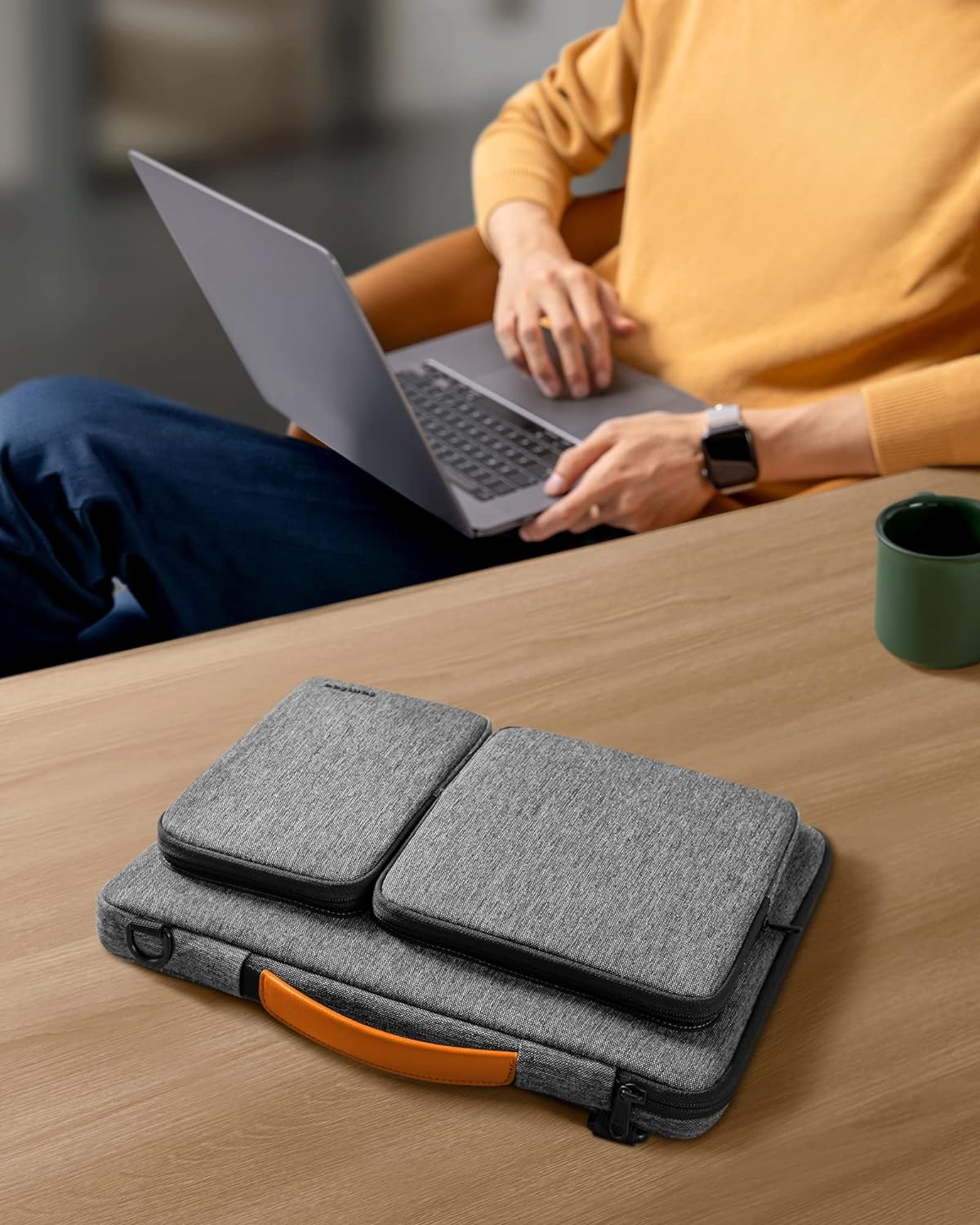Tomtoc • Defender A42 pour MacBook Pro 14" • Gris