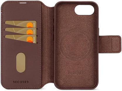 Decoded • Étui Portefeuille Détachable en Cuir pour iPhone 16e • Marron Chocolat