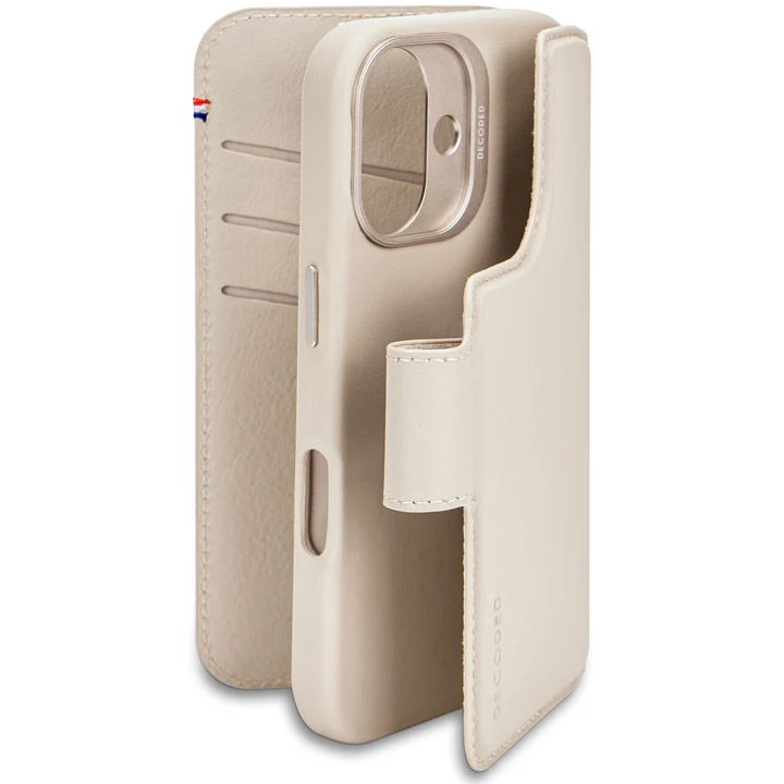 Decoded • Etui Portefeuille amovible pour iPhone 16 Plus • Argile