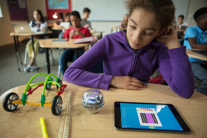 Sphero BOLT • Robot programmable