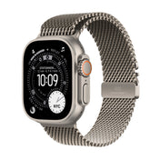 Apple Watch Ultra 3 GPS + Cellular, Boîtier en titane naturel de 49 mm, Bracelet Milanais titane naturel - Small