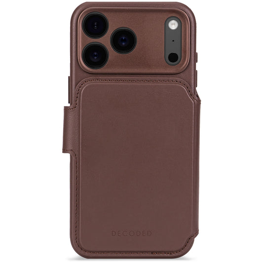 Decoded • Etui Portefeuille amovible pour iPhone 17 Pro • Brun