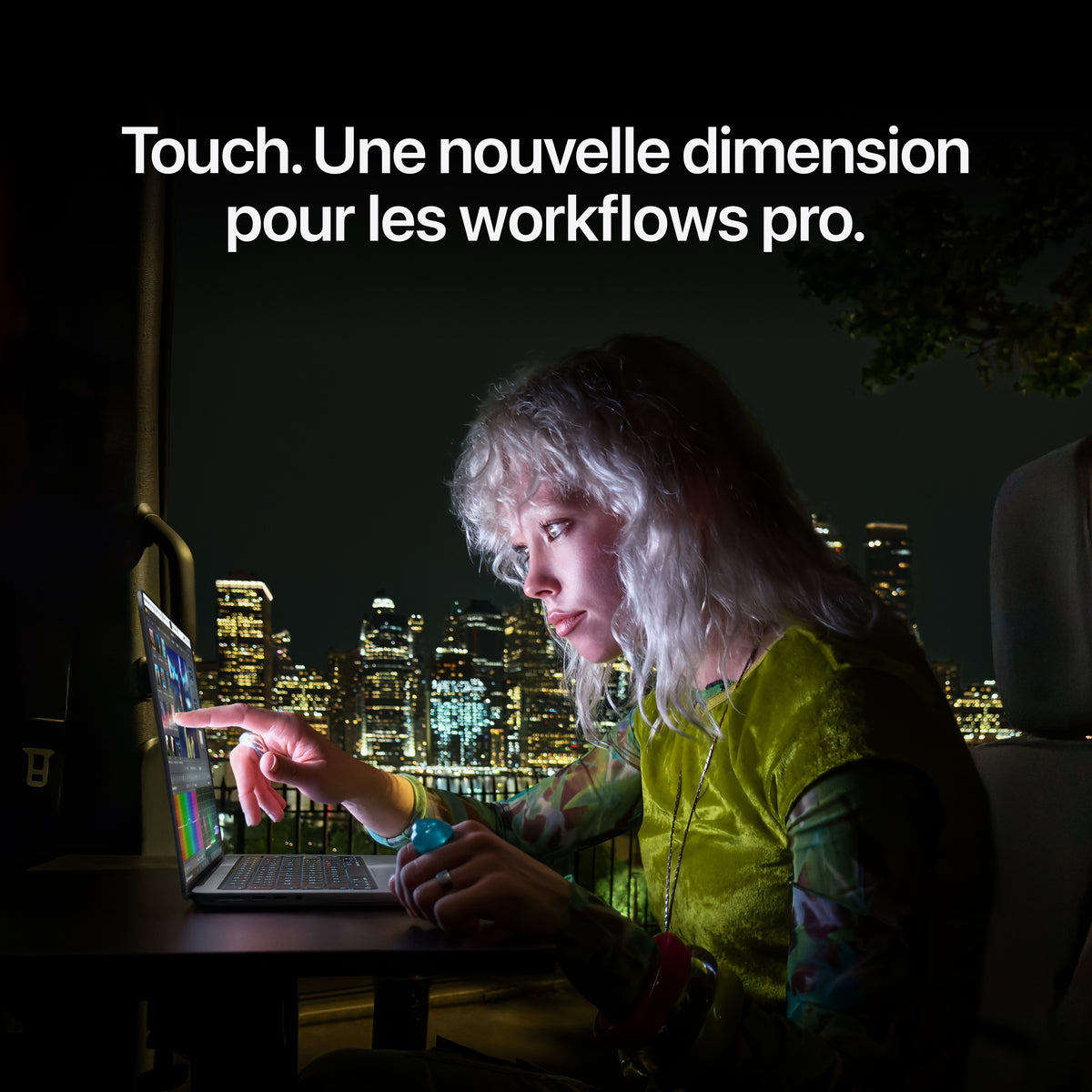 MacBook Pro 16 pouces avec Écran PROLED XDR: Puce Apple M5 Max avec CPU 18 cœurs et GPU 40 cœurs, 2 To SSD - Noir sidéral - AZERTY (français)