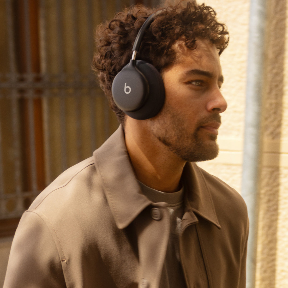 Casque supra-auriculaire Beats 360 – Noir avec coussinets en maille technique Noir